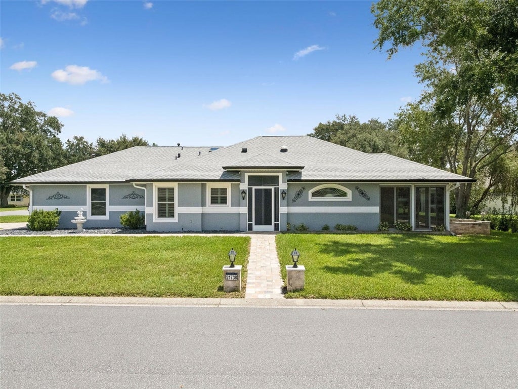 Photo of 21738 King Richards Way, Leesburg, FL 34748 (MLS # G5116067)