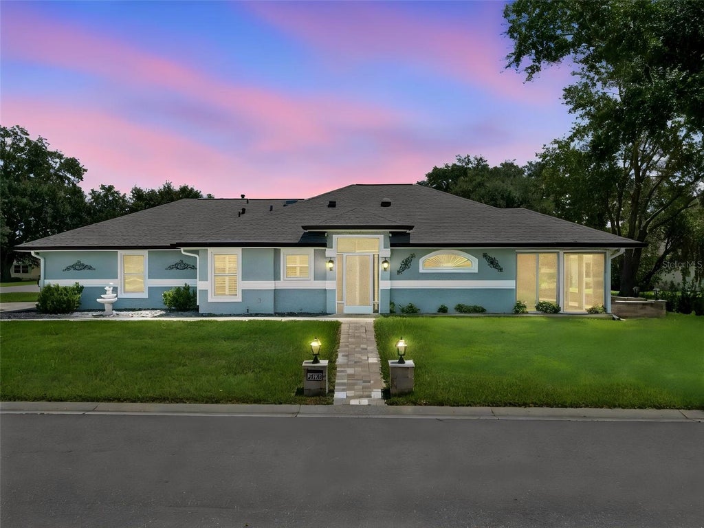 Photo of 21738 King Richards Way, Leesburg, FL 34748 (MLS # G5116067)