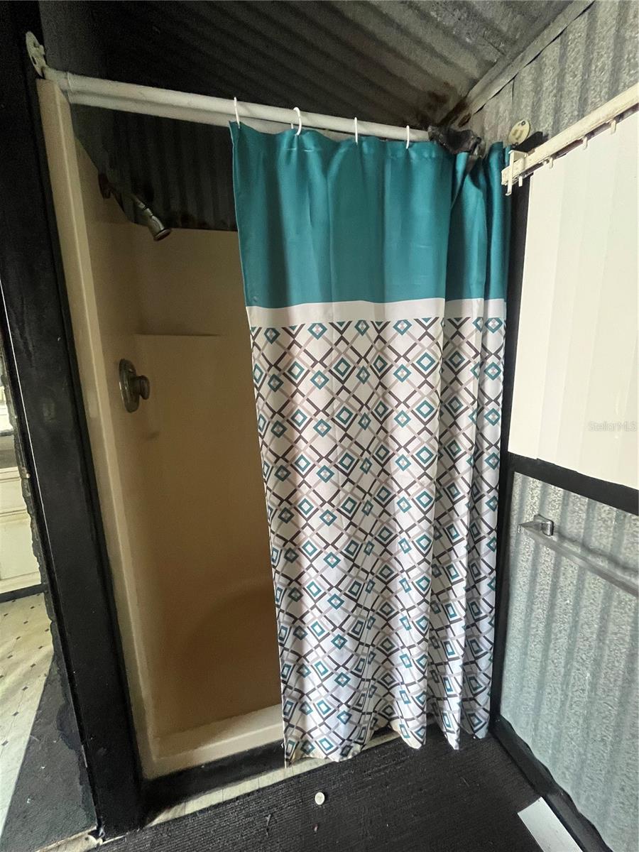 2ND ADD SUWANNEE LANDING SUB - Land