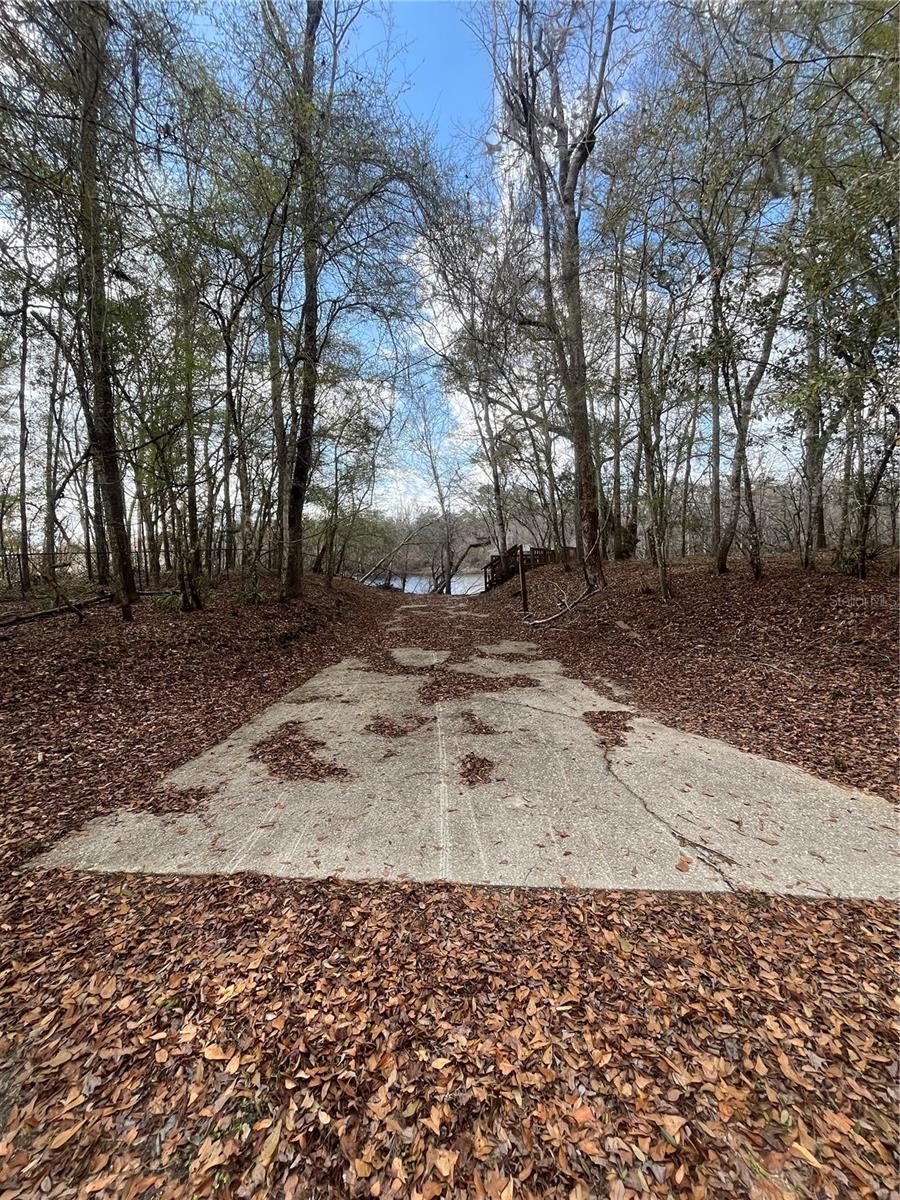 2ND ADD SUWANNEE LANDING SUB - Land