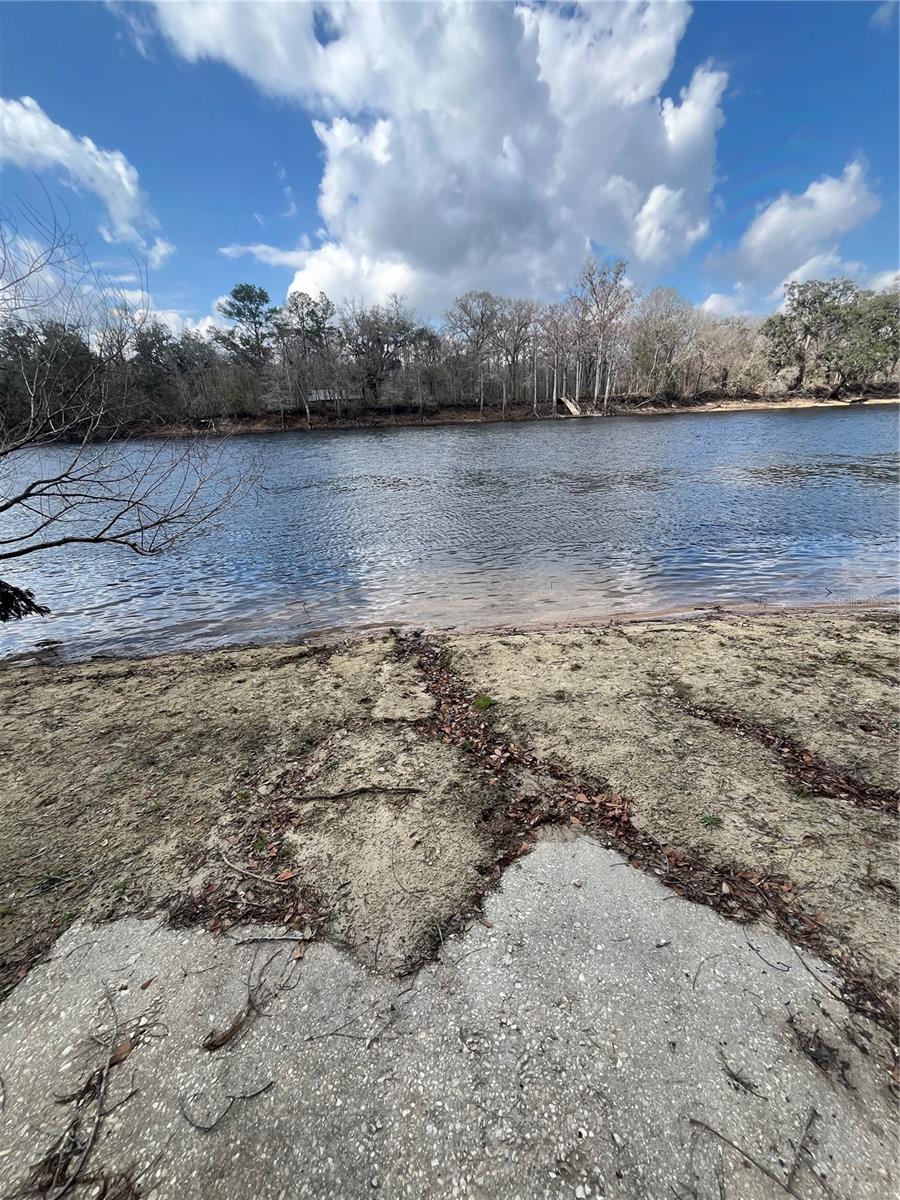 2ND ADD SUWANNEE LANDING SUB - Land