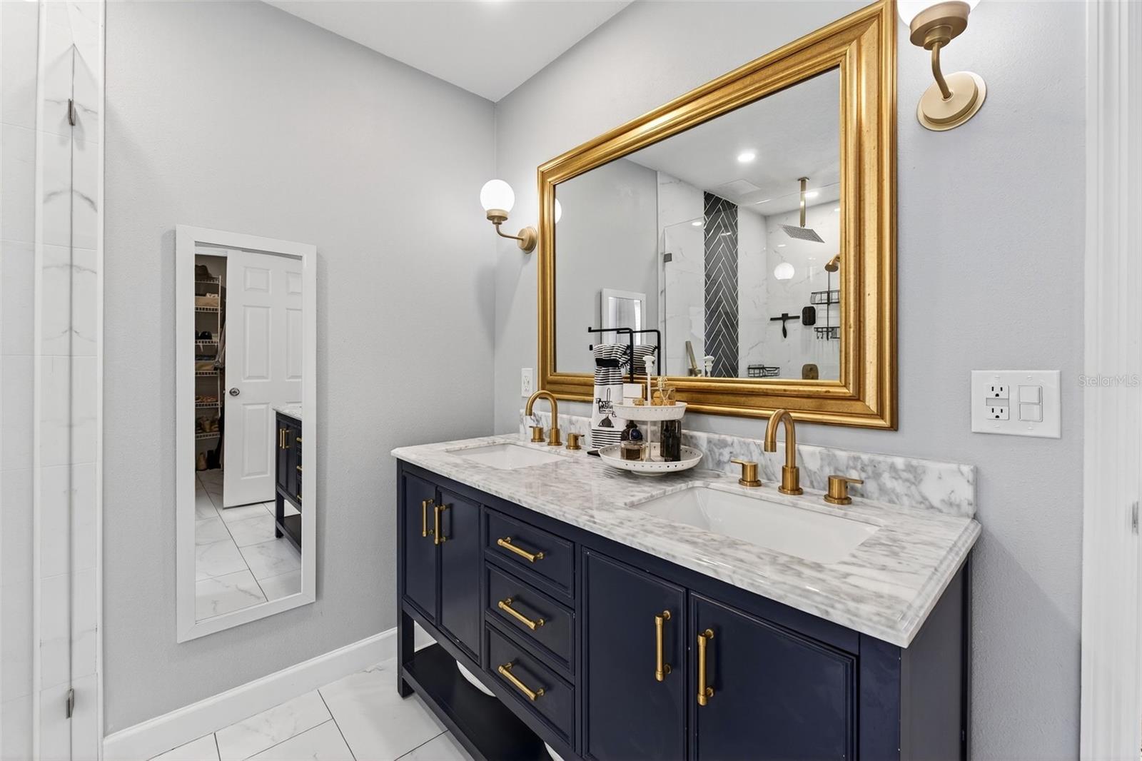 LOMA DEL SOL PH II - Residential