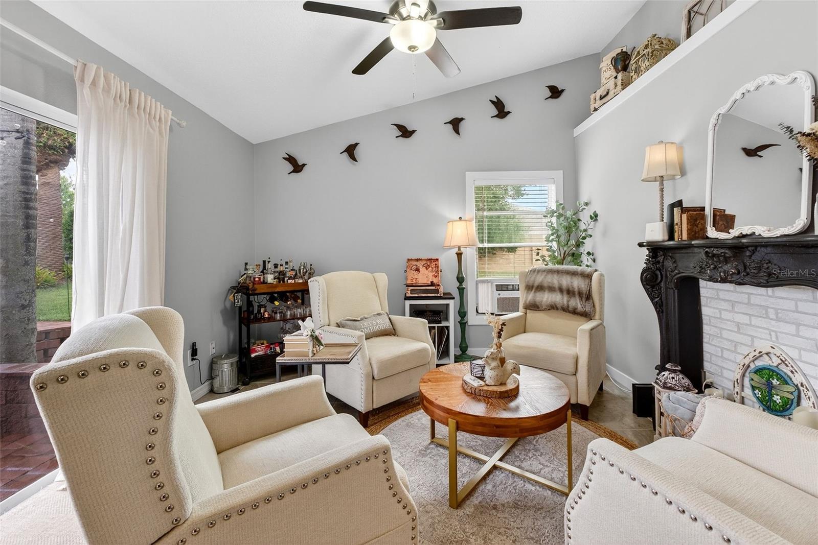 LOMA DEL SOL PH II - Residential