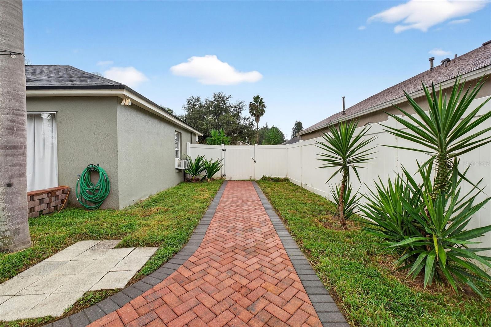 LOMA DEL SOL PH II - Residential