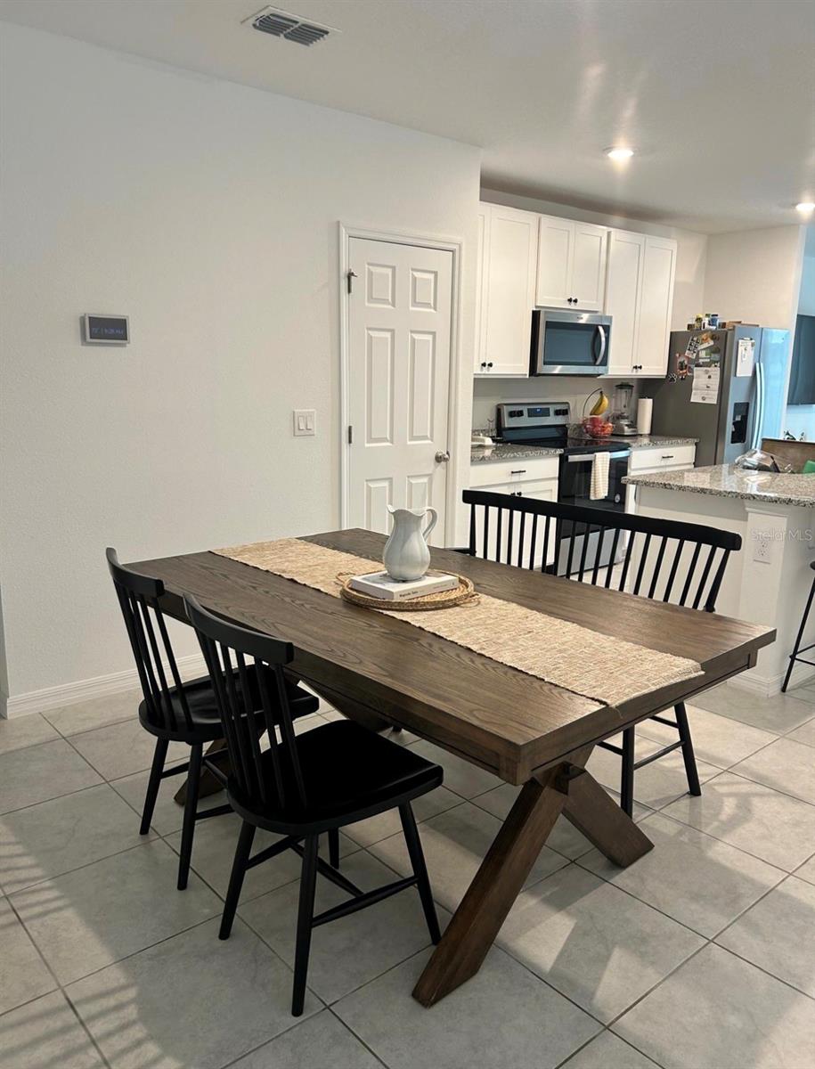 TUSCAN MDWS - Residential Lease