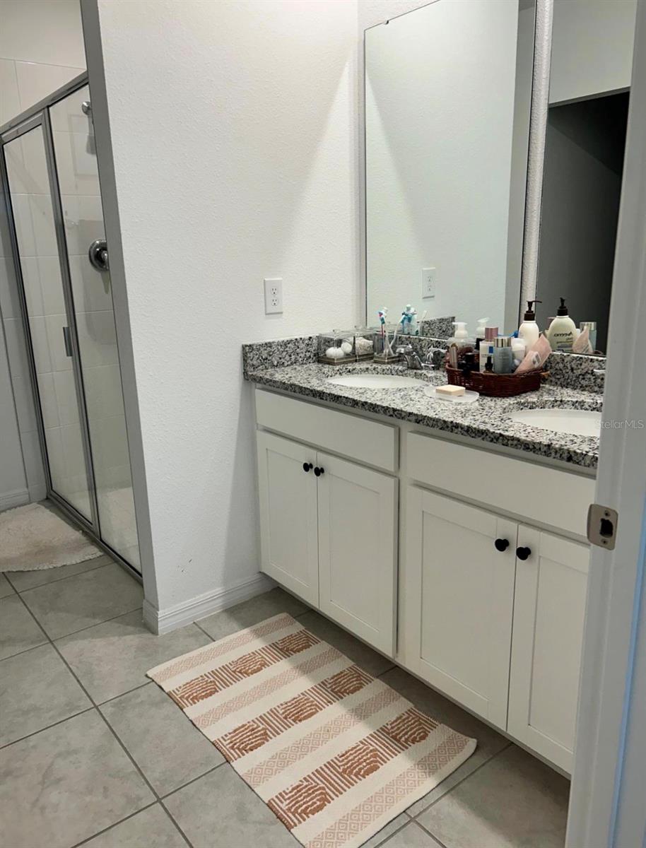 TUSCAN MDWS - Residential Lease