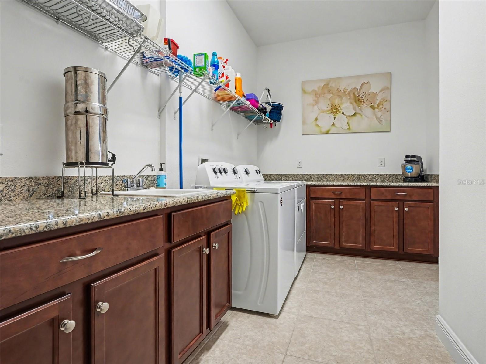 NORTHWEST LAKESIDE GROVES PH 1 - Residential