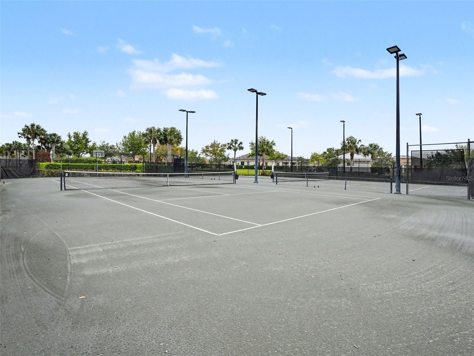 NORTHWEST LAKESIDE GROVES PH 1 - Residential