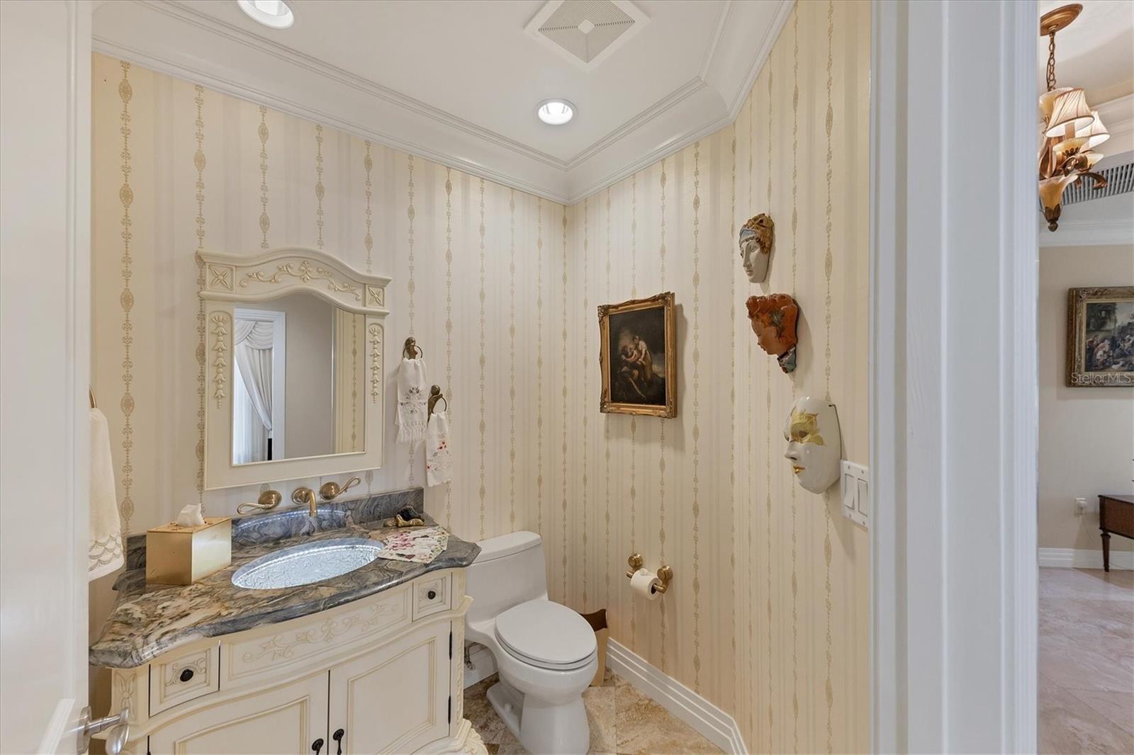 THE SAVOY ON PALM - Residential