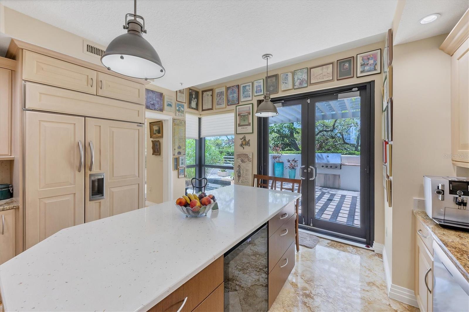 THE SAVOY ON PALM - Residential