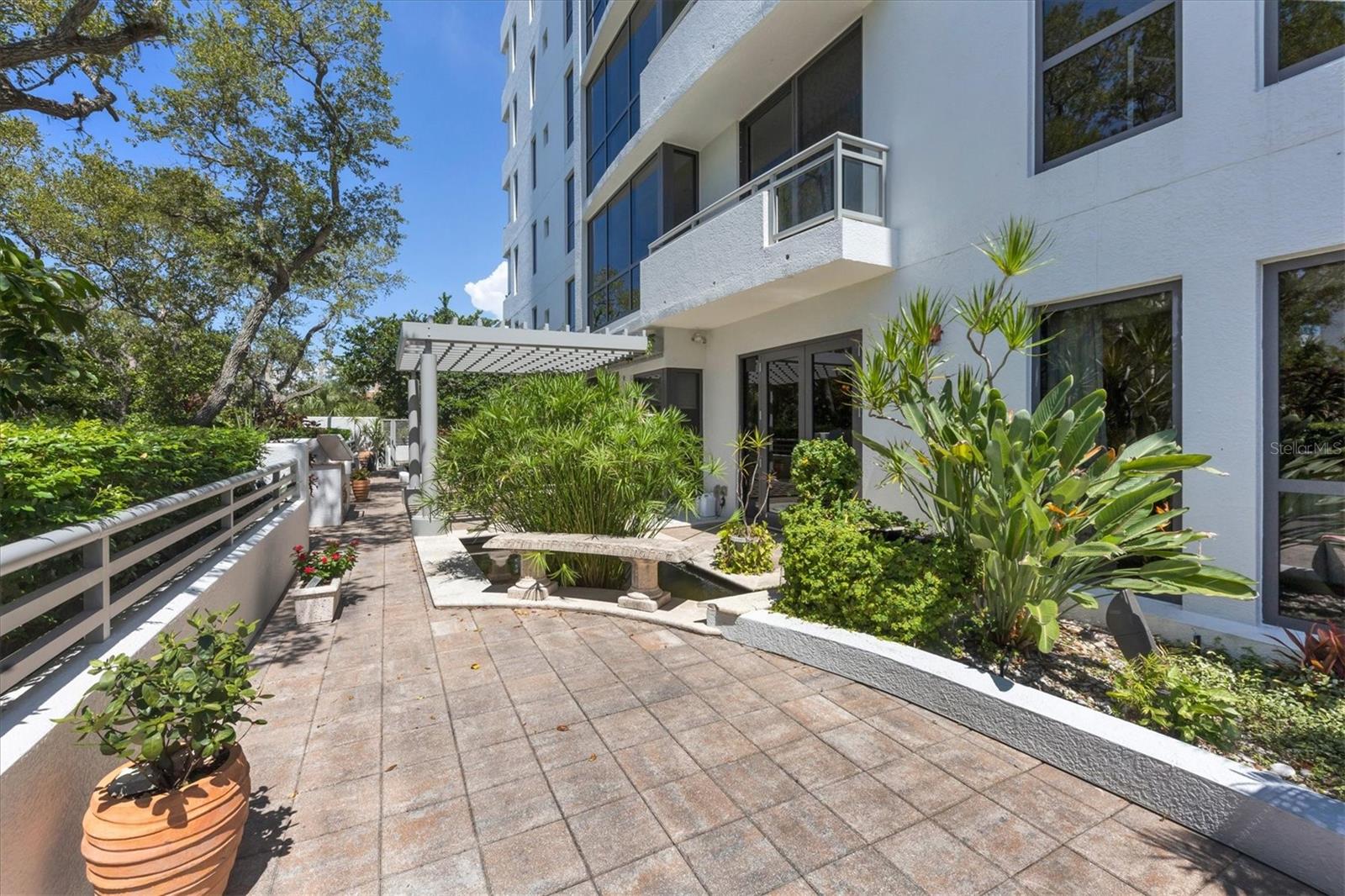 THE SAVOY ON PALM - Residential