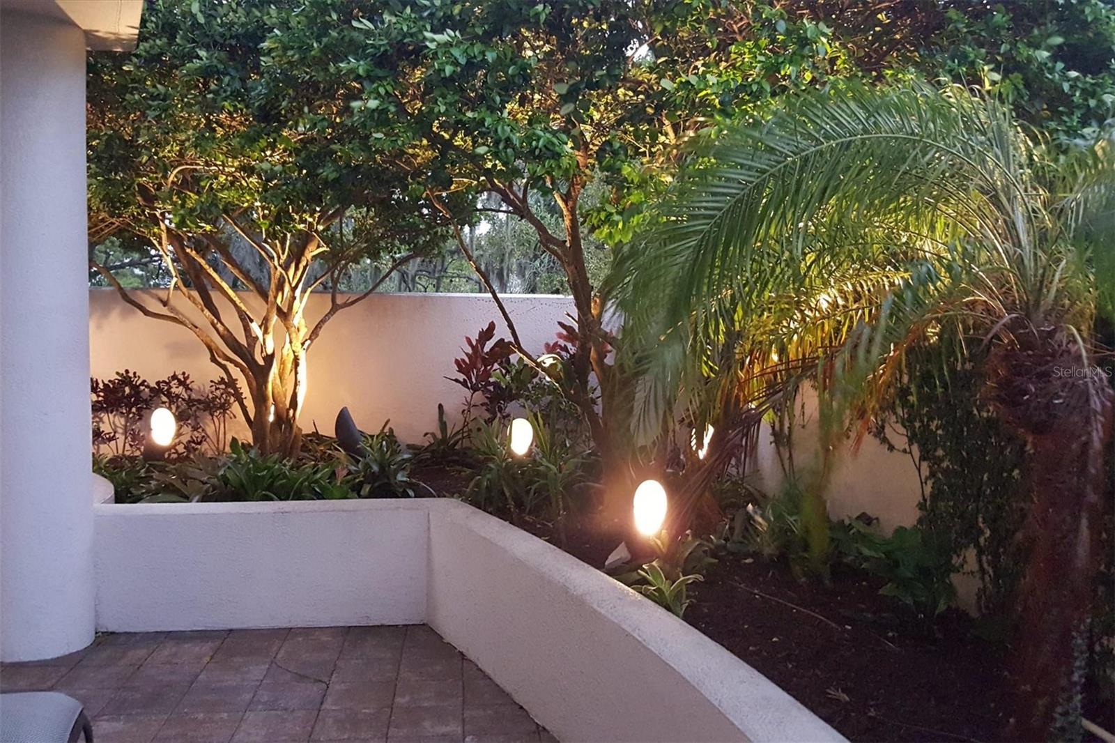 THE SAVOY ON PALM - Residential