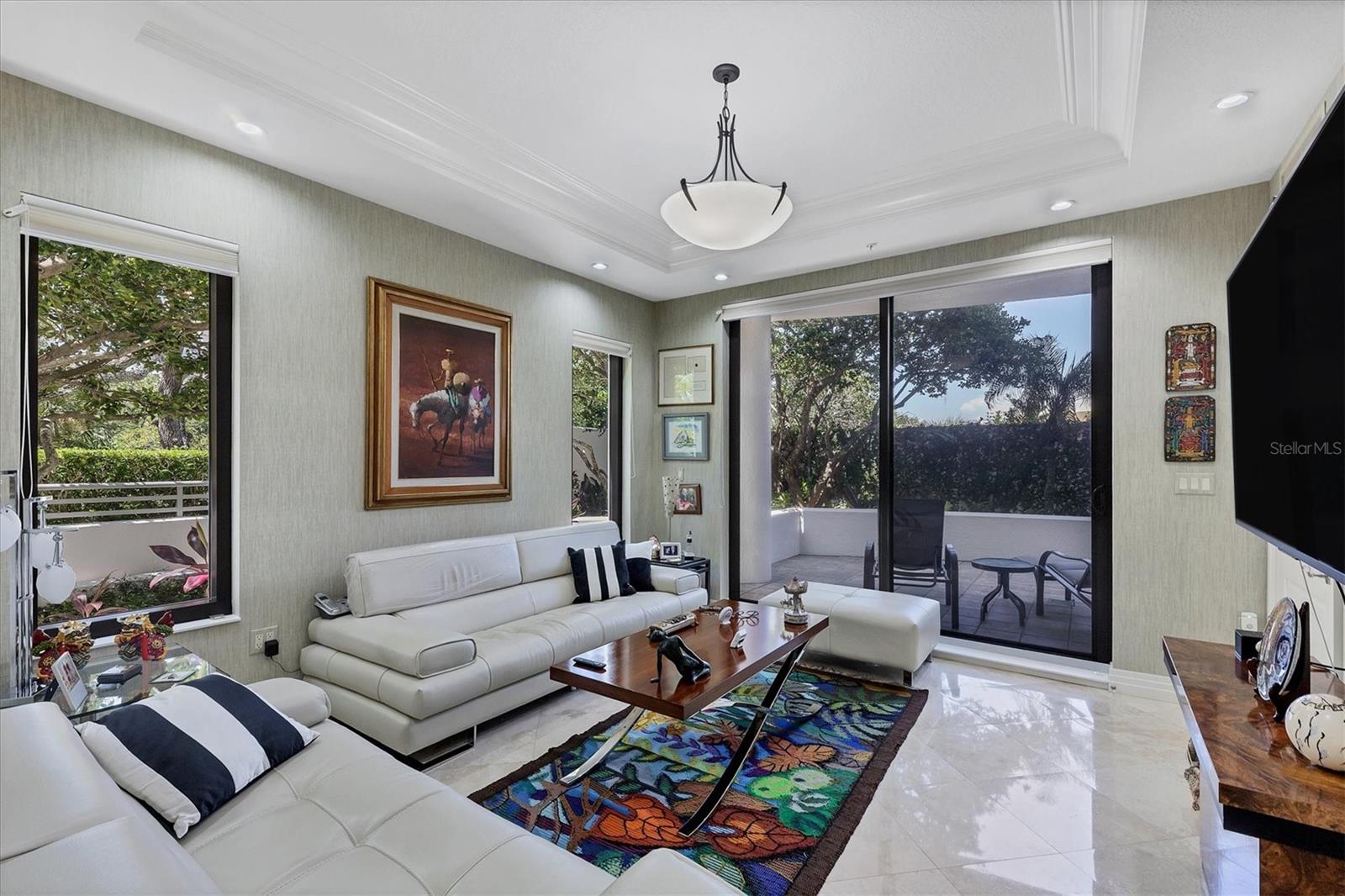 THE SAVOY ON PALM - Residential