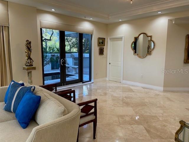 THE SAVOY ON PALM - Residential