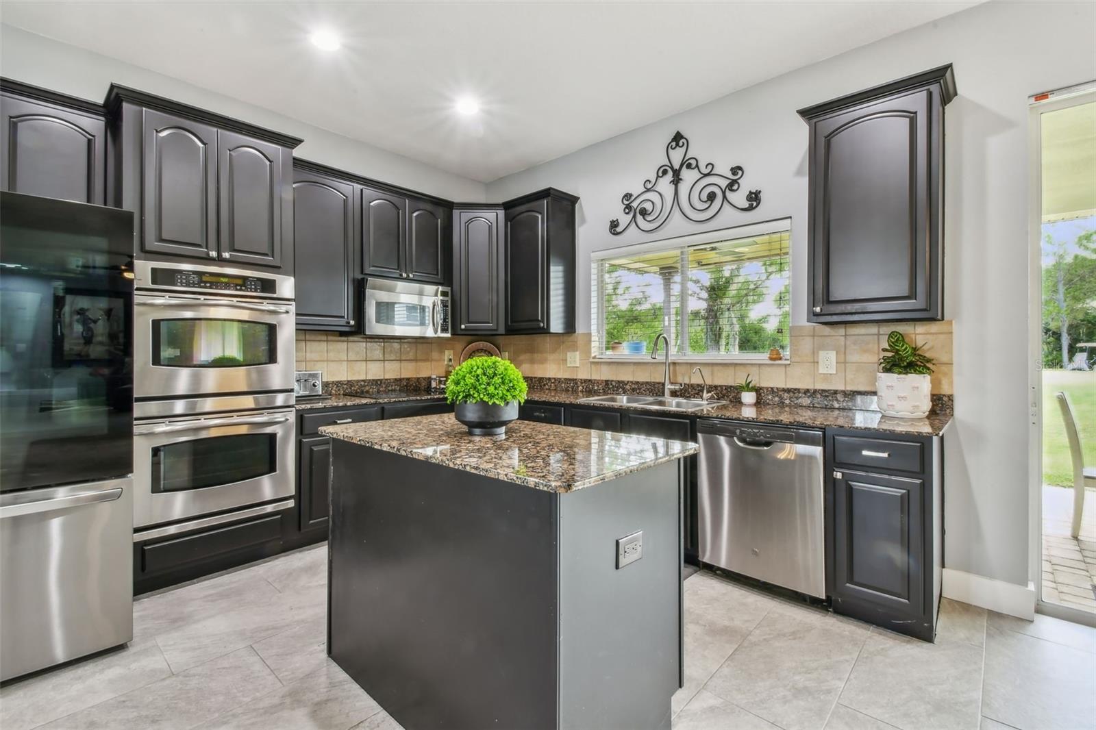 SUMMERFIELD VILLAGE 1 TR 21 - Residential