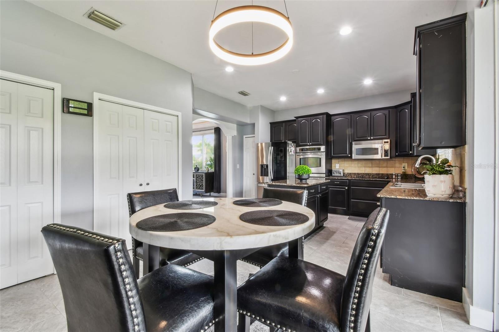 SUMMERFIELD VILLAGE 1 TR 21 - Residential