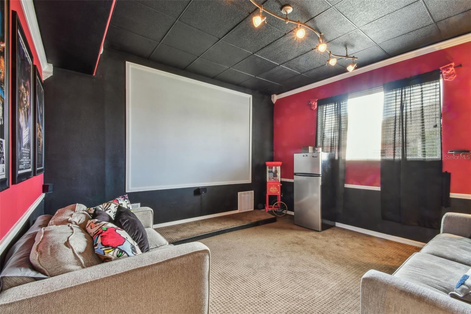 SUMMERFIELD VILLAGE 1 TR 21 - Residential