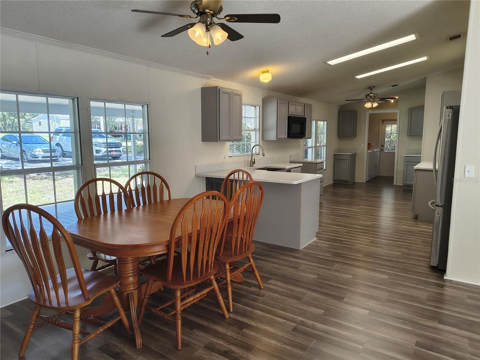 4703 S HATTERAY POINT