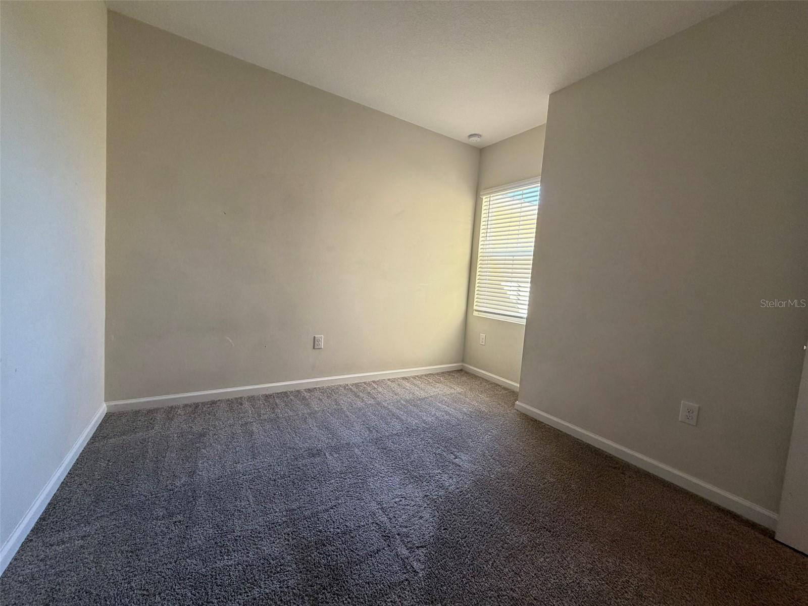 ECON TRLS PH 2 - Residential Lease