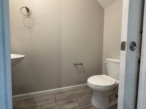 ECON TRLS PH 2 - Residential Lease