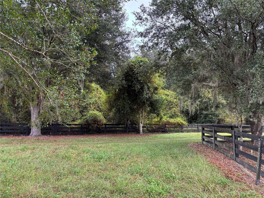 Photo of 8506 SW 135 Lane, Archer, FL 32618 (MLS # GC536368)
