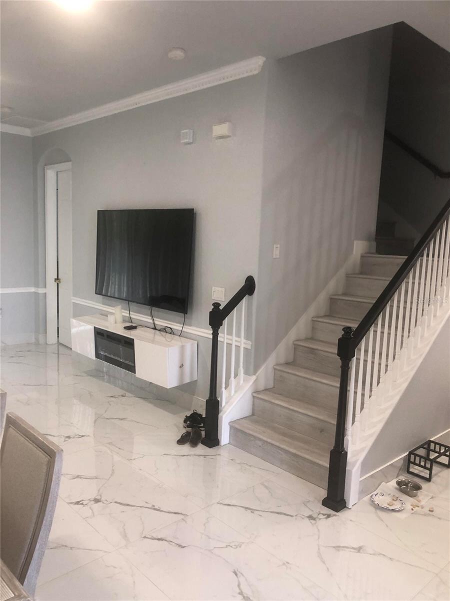 2300 PAINTER LANE