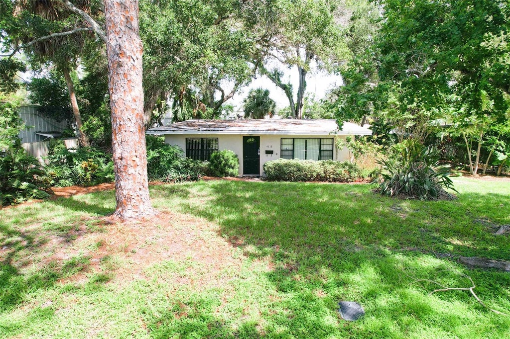 Photo of 4713 W Leona Street, Tampa, FL 33629 (MLS # TB8560237)