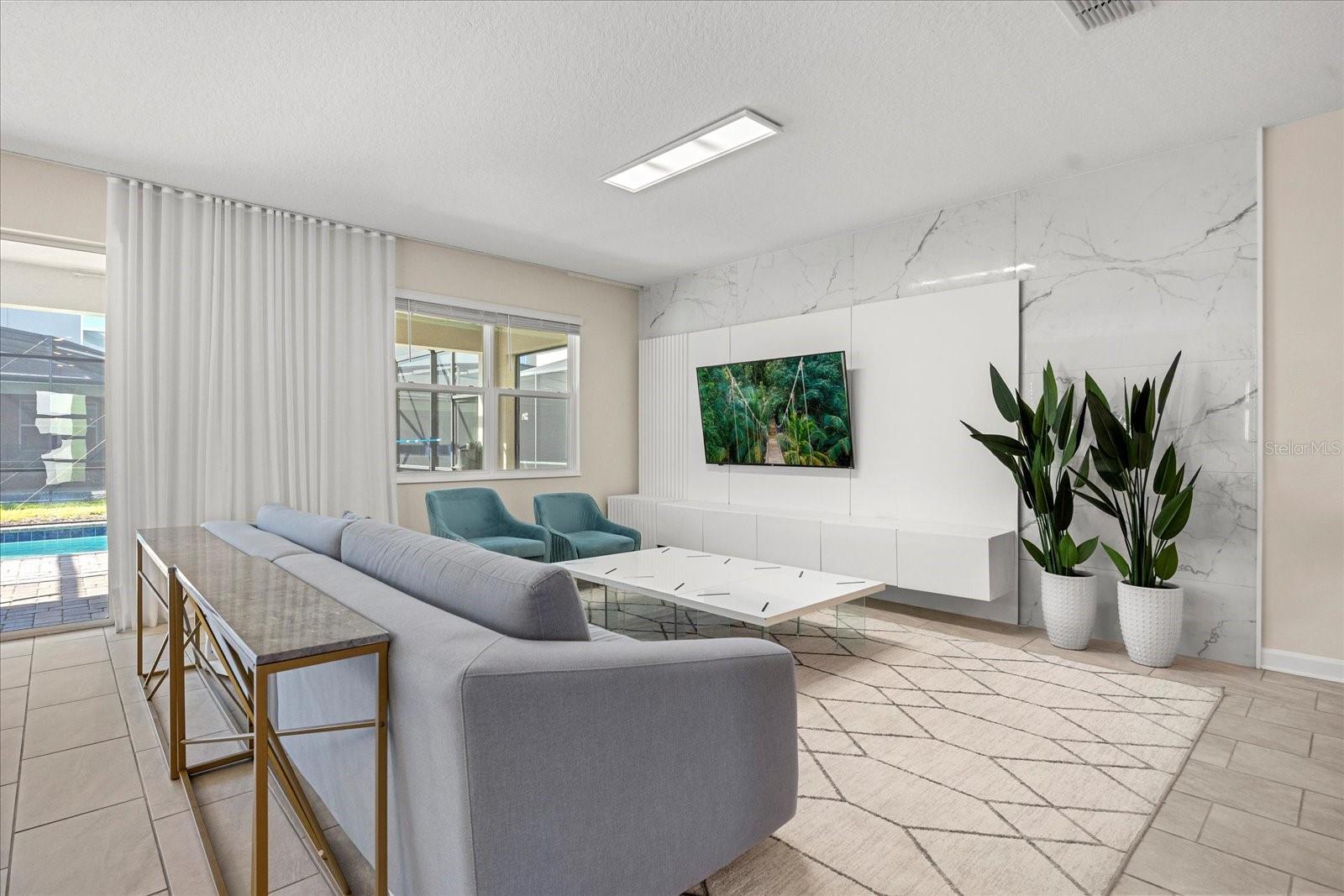 4548 TARGET BOULEVARD