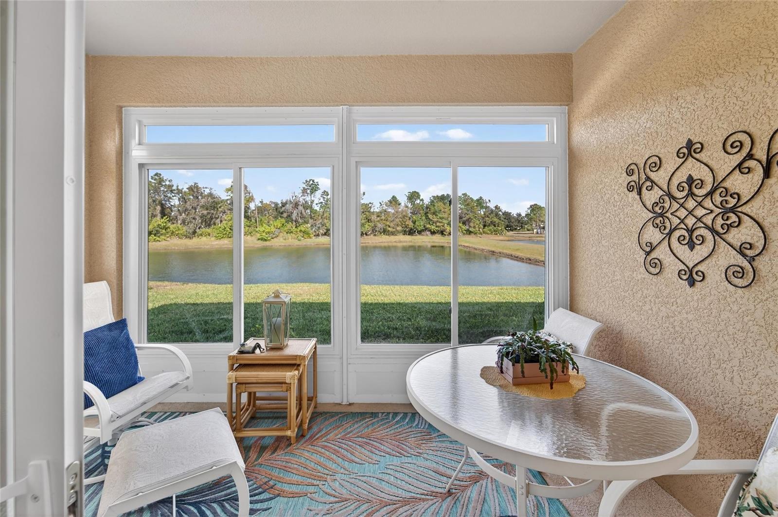 OAKLEY GREEN CONDO - Residential