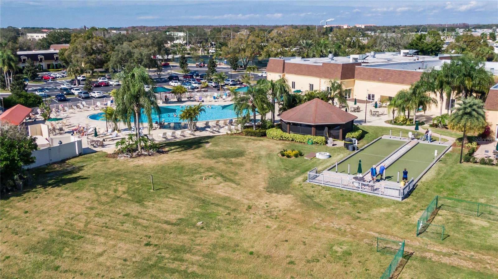 OAKLEY GREEN CONDO - Residential