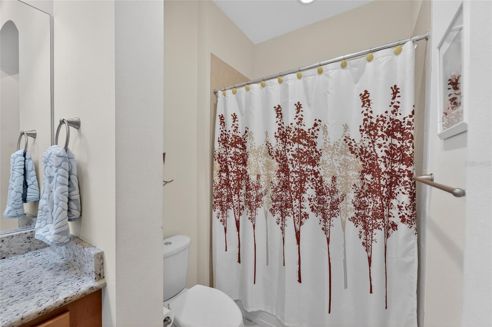 OAKLEY GREEN CONDO - Residential