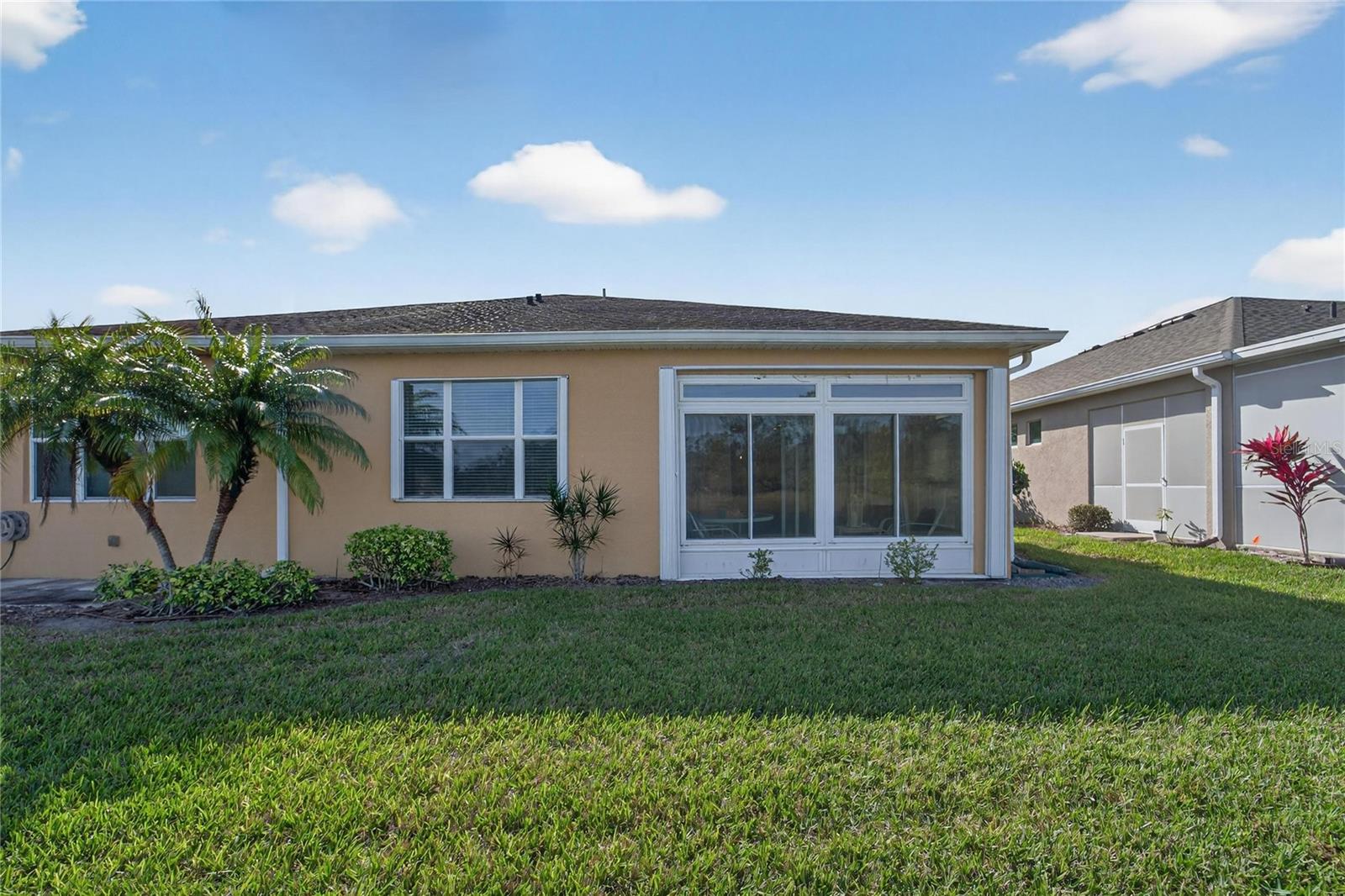 OAKLEY GREEN CONDO - Residential