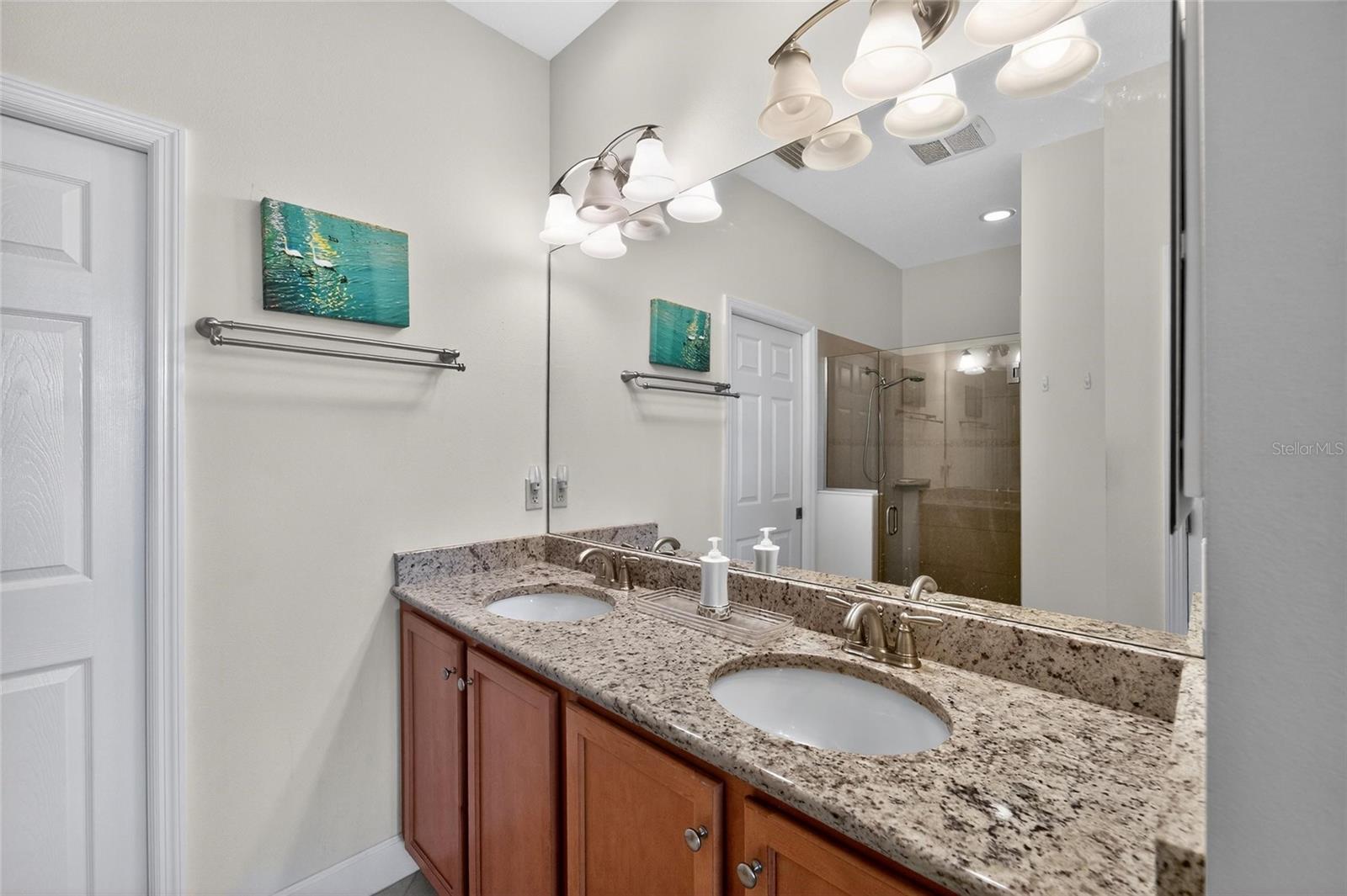 OAKLEY GREEN CONDO - Residential