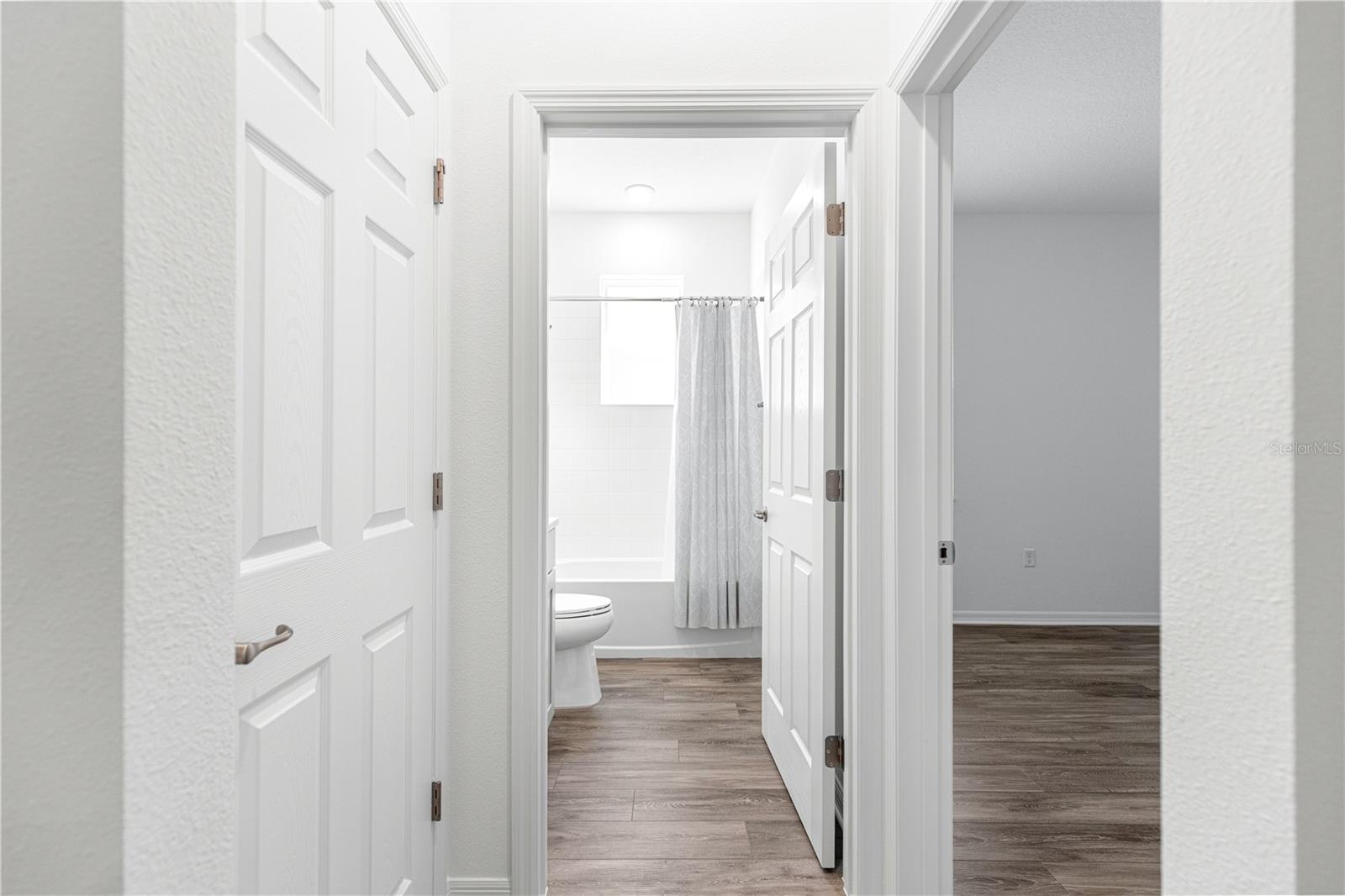 ON TOP OF THE WORLD - Residential