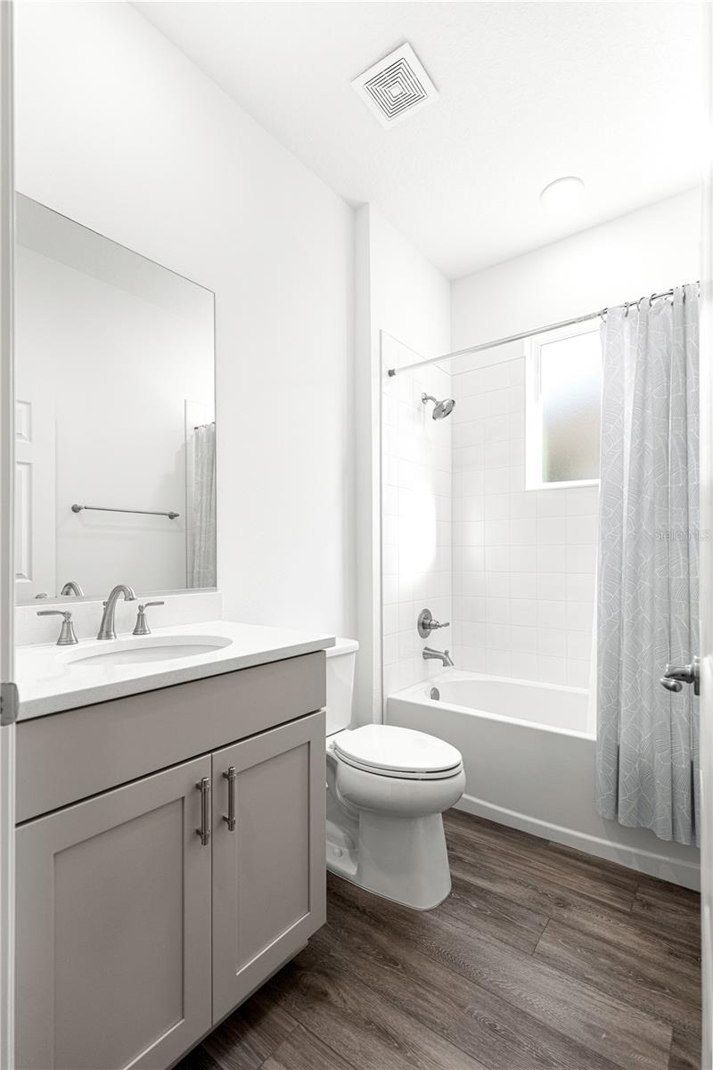 ON TOP OF THE WORLD - Residential