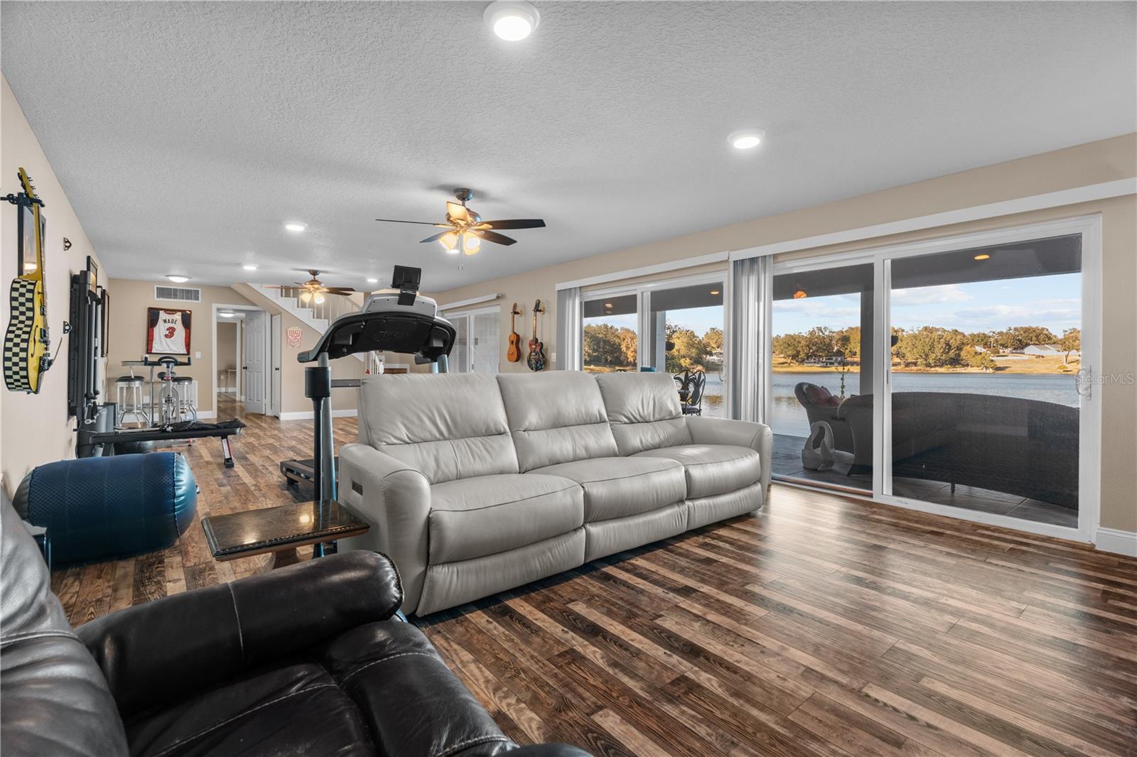 ACREAGE & UNREC - Residential