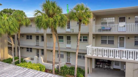 940 VIRGINIA STREET 303 DUNEDIN FL 34698