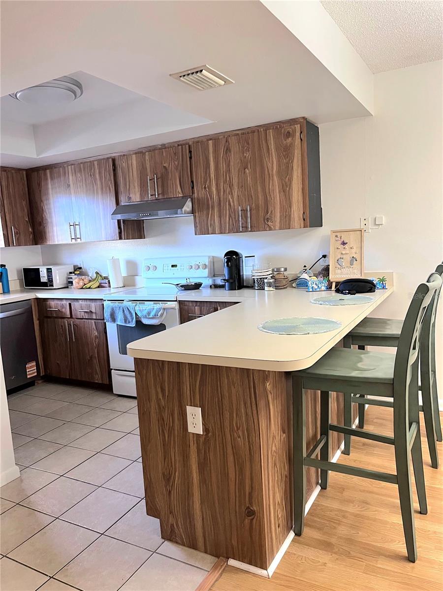 LAFAYETTE SQUARE CONDO - Residential