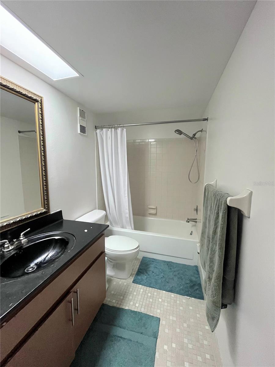 LAFAYETTE SQUARE CONDO - Residential