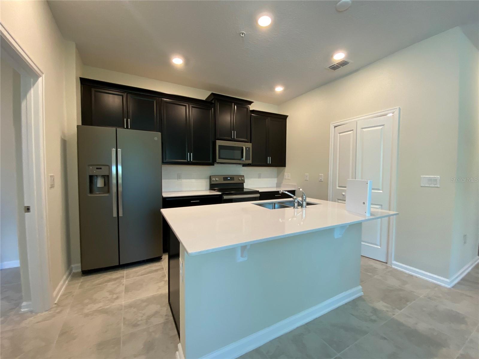 CRYSTAL CREEK - Residential Lease