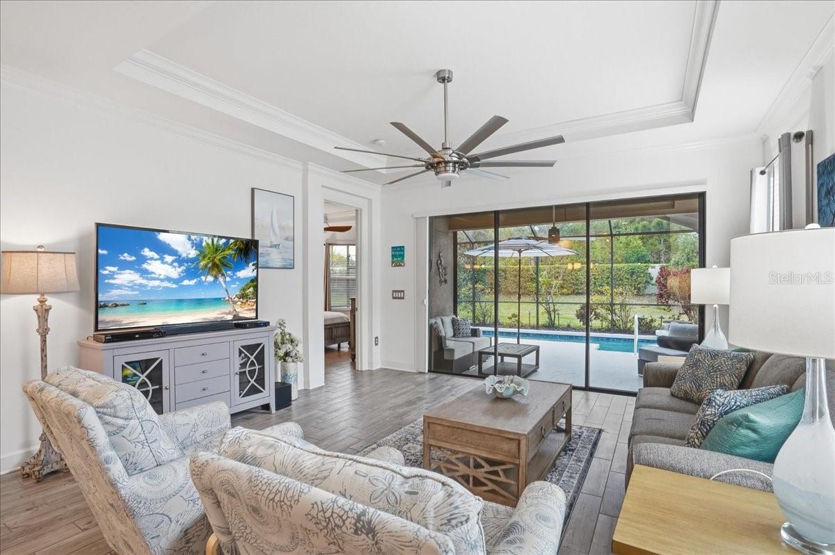 10225 HIGHLAND PARK PLACE