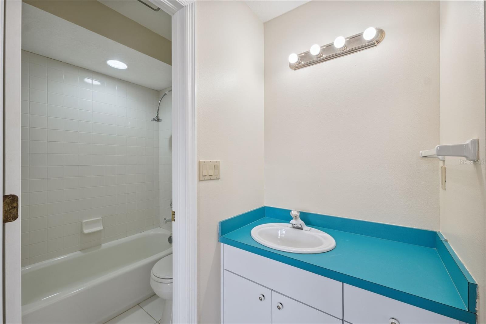 BAILEYS BLUFF ESTATES - Residential