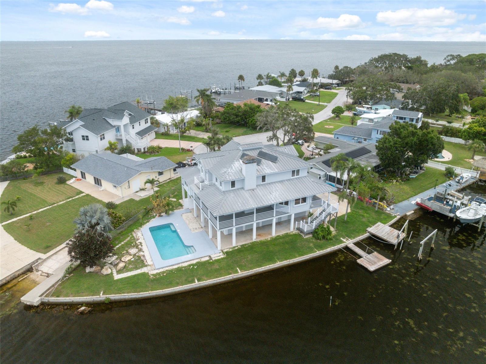 BAILEYS BLUFF ESTATES - Residential