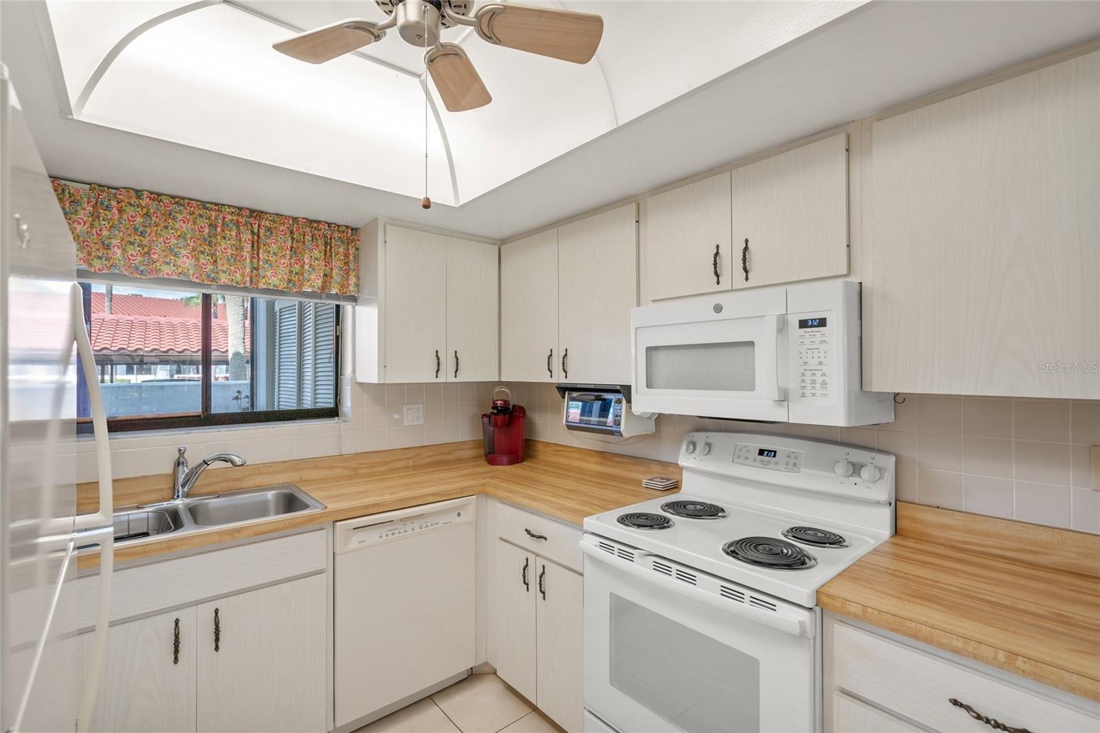 3500 EL CONQUISTADOR PARKWAY 267