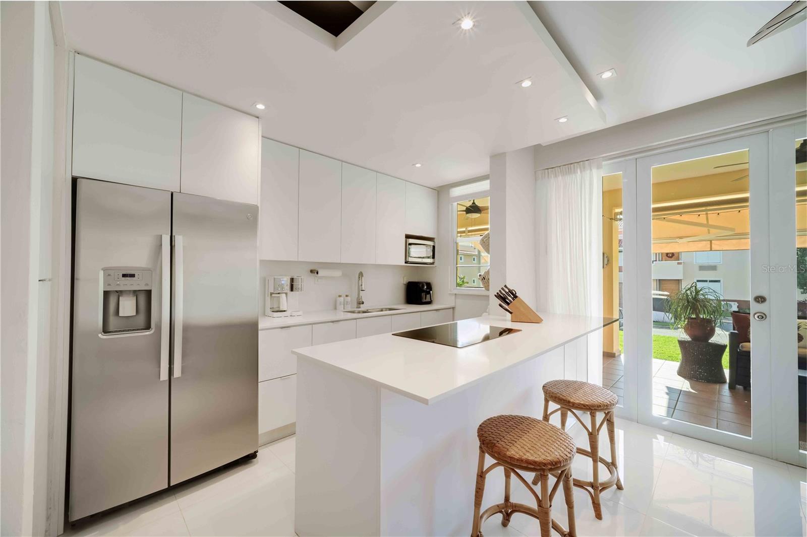 HARBOUR LAKES - Residential