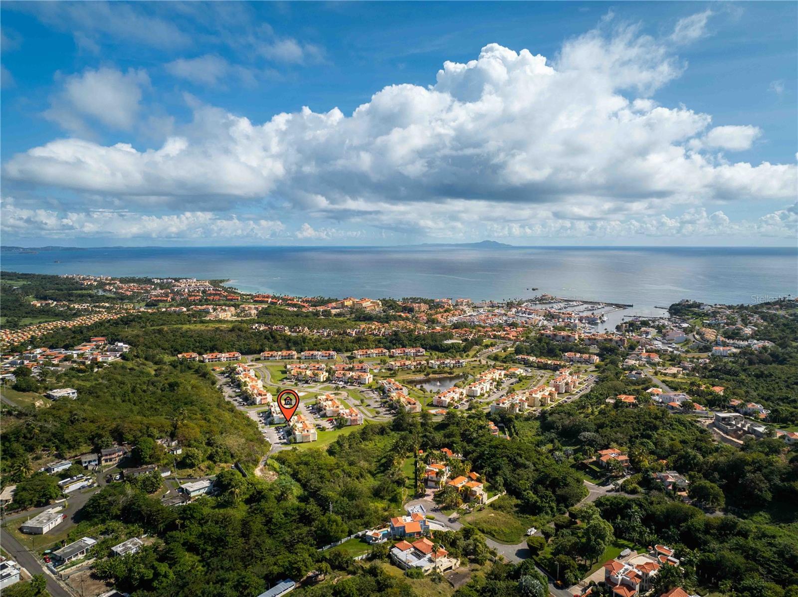 HARBOUR LAKES - Residential