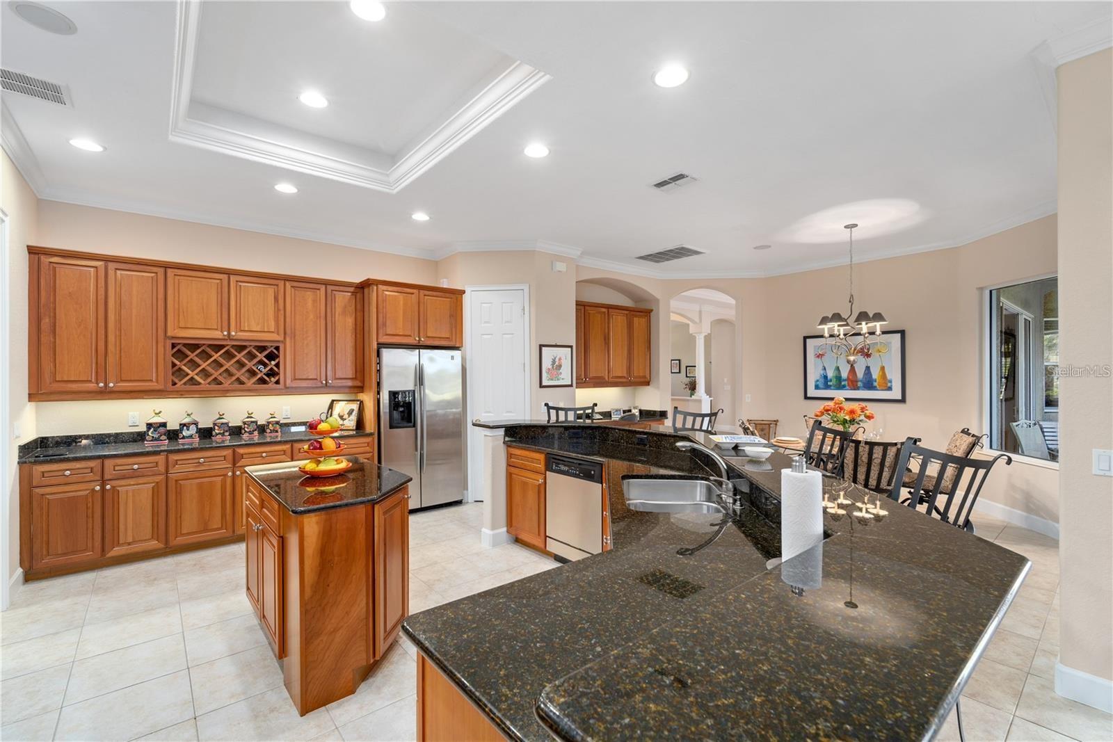 WATERLEFE GOLF & RIVER CLUB - Residential Lease