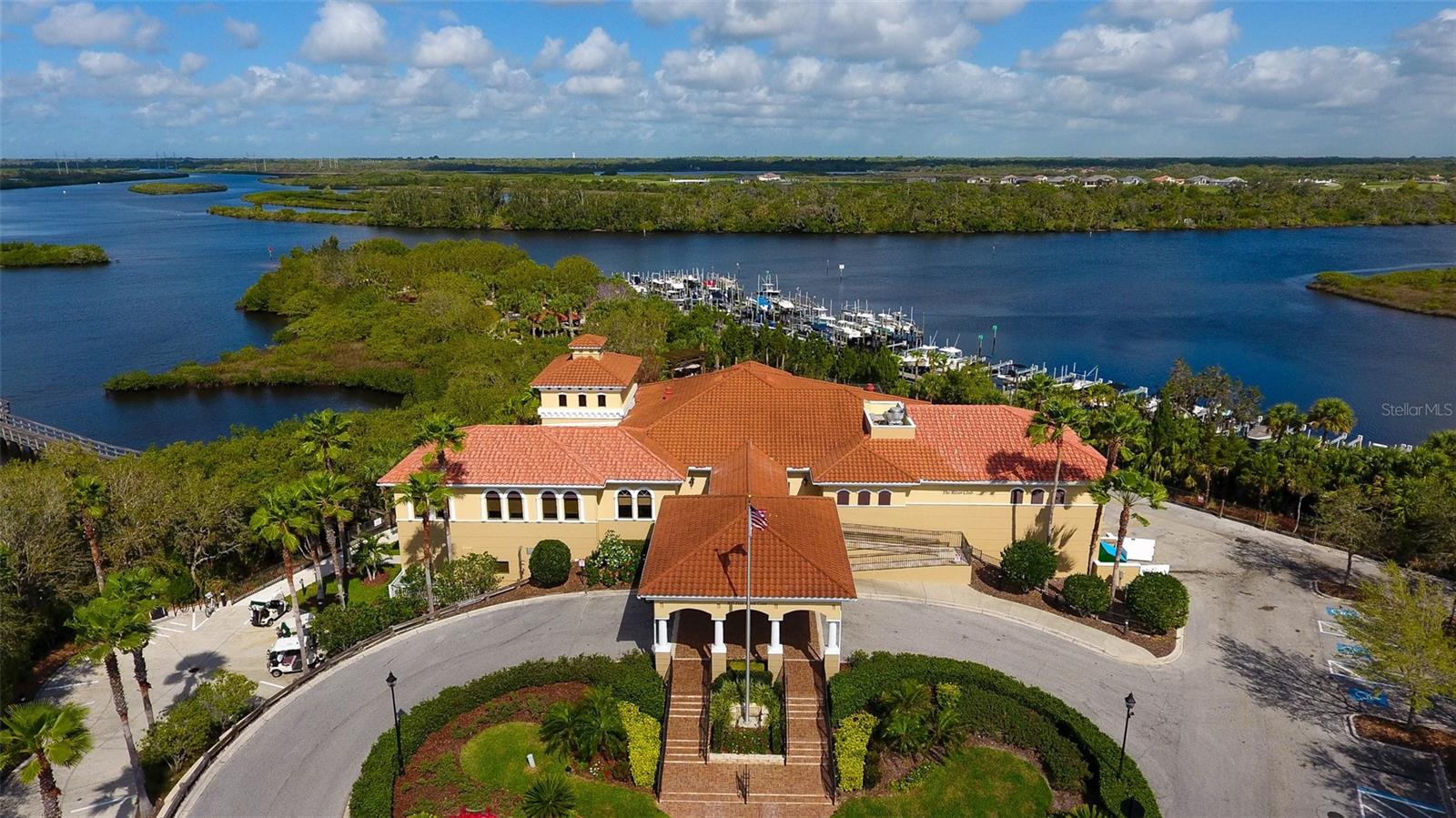 WATERLEFE GOLF & RIVER CLUB - Residential Lease