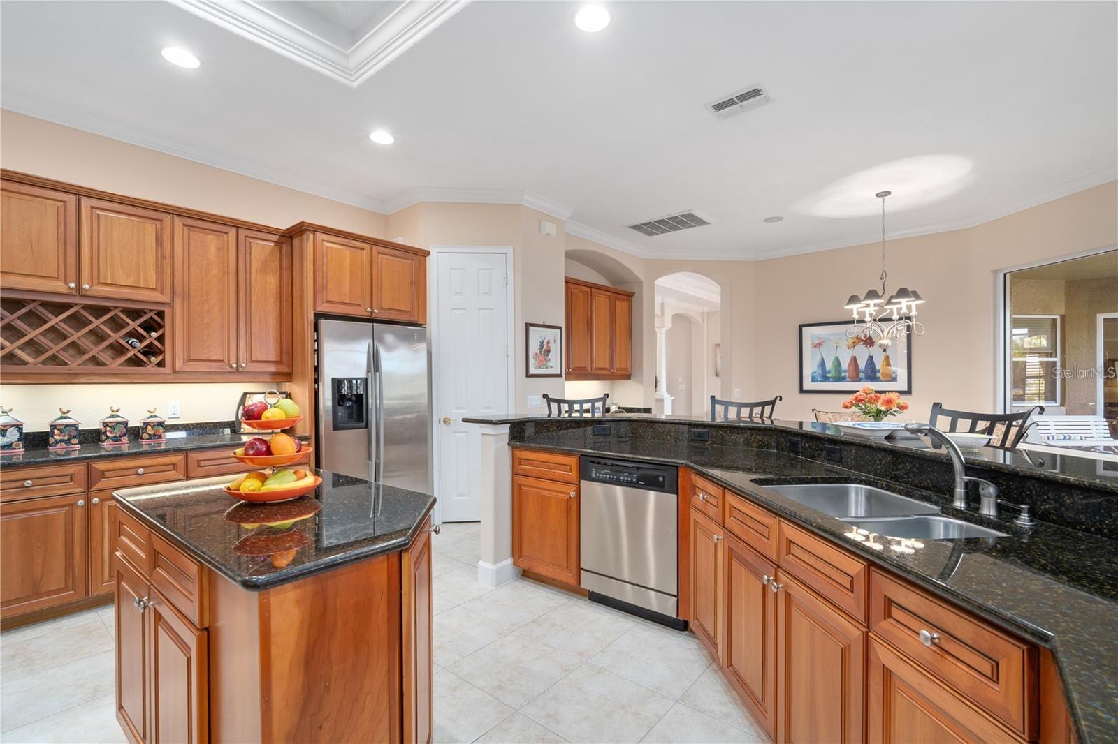 WATERLEFE GOLF & RIVER CLUB - Residential Lease