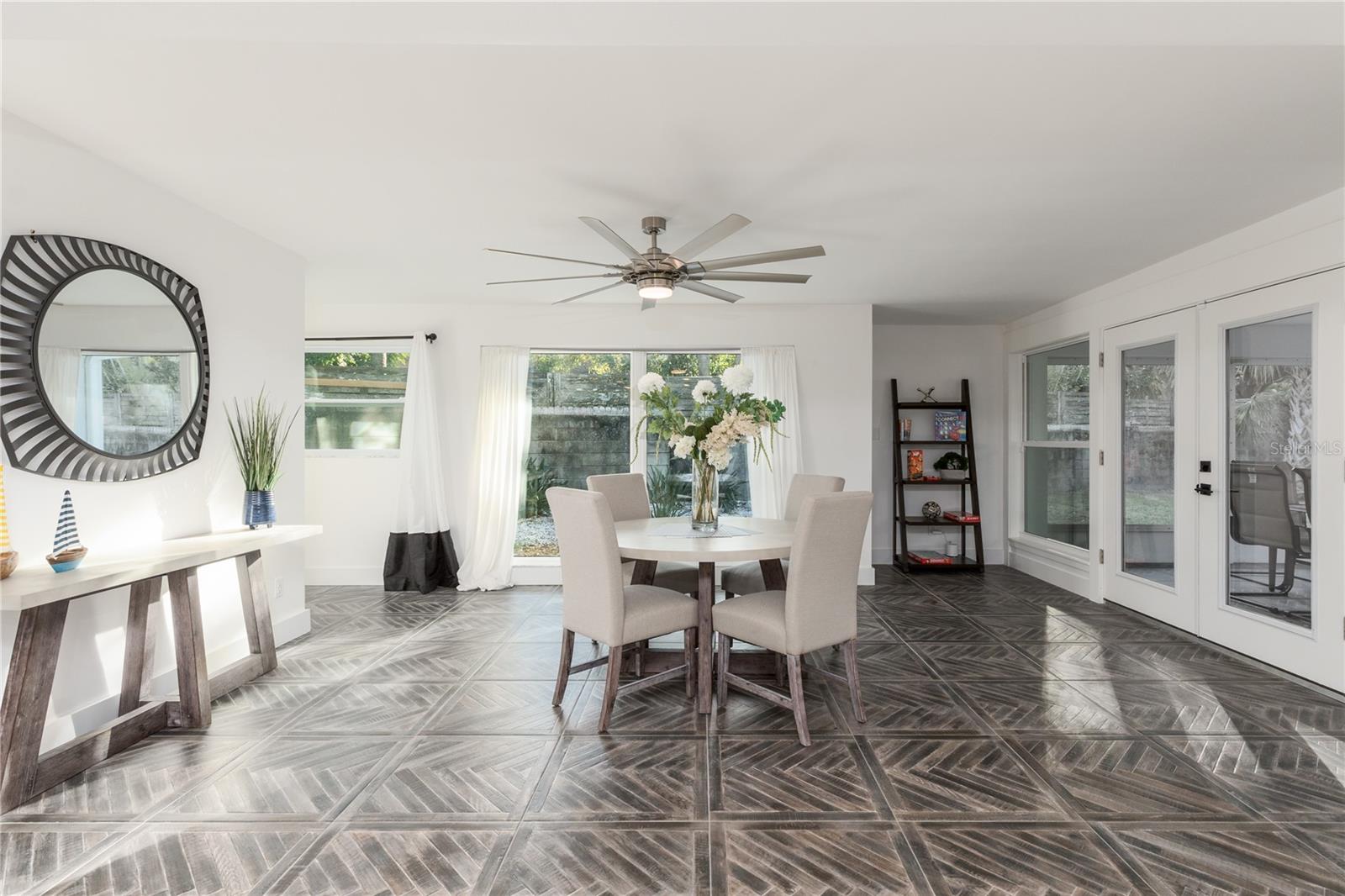 PATTY ANN 1ST ADD - Residential Lease